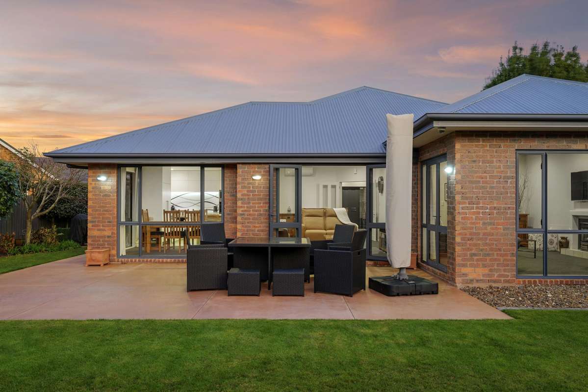 110 Regents Park Drive | Casebrook | Christchurch City | Houses for ...