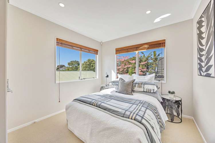 8 Devon Road Bucklands Beach_16