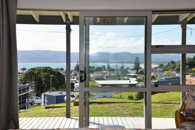 9 Seaview Drive Māhia Beach_1