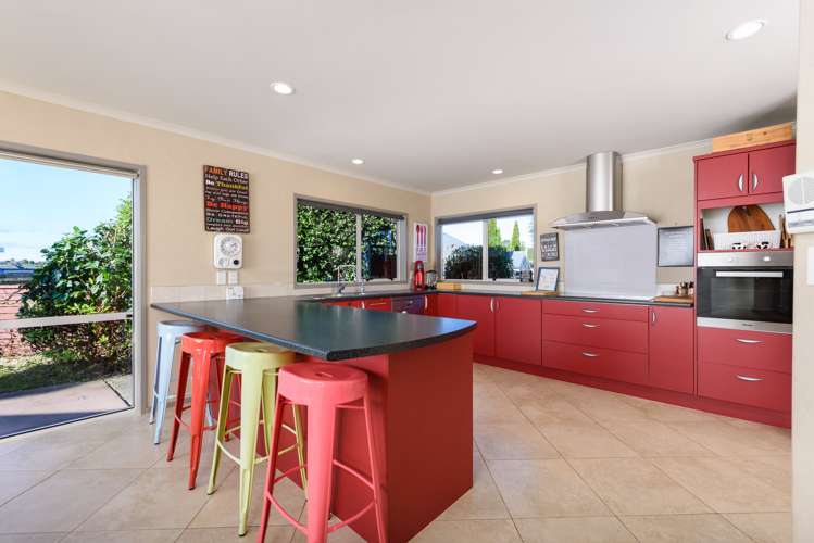 57 Contour Avenue Pyes Pa_6