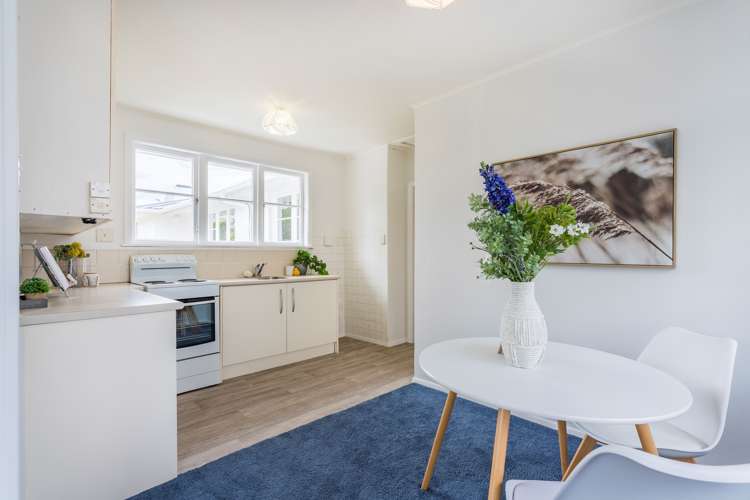 18 Kelly Grove Elderslea_18