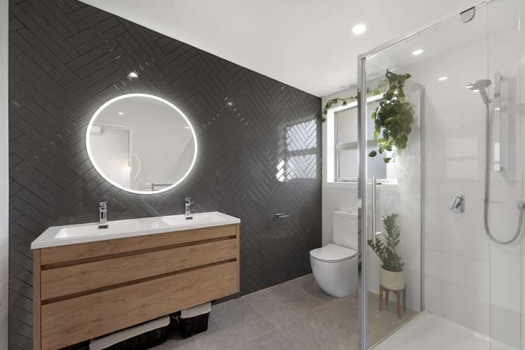 70 Waldorf Crescent Orewa_22