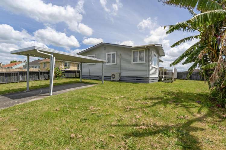 2 Armstrong Street Huntly_16