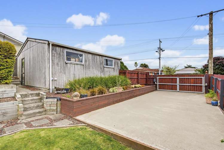 22 Gray Avenue Paraparaumu Beach_40