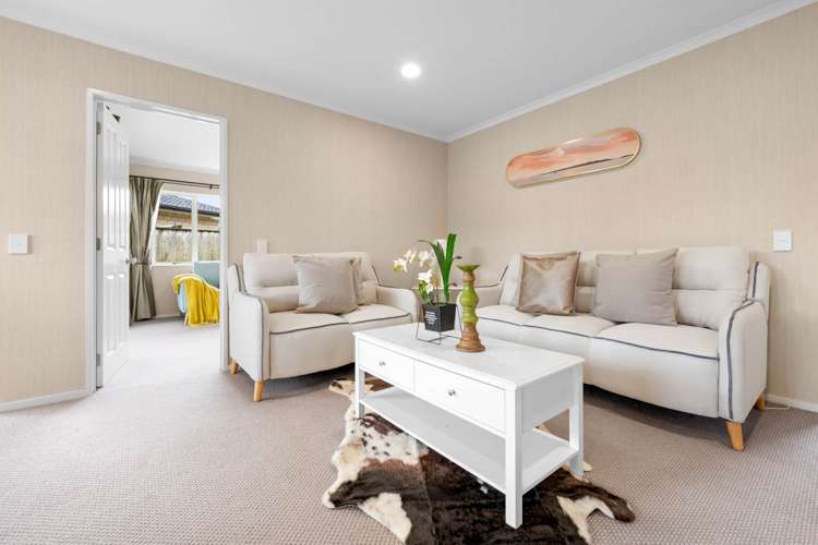 52 Salford Crescent Flat Bush_14