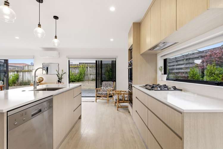 4C Mere Road Taupo_3