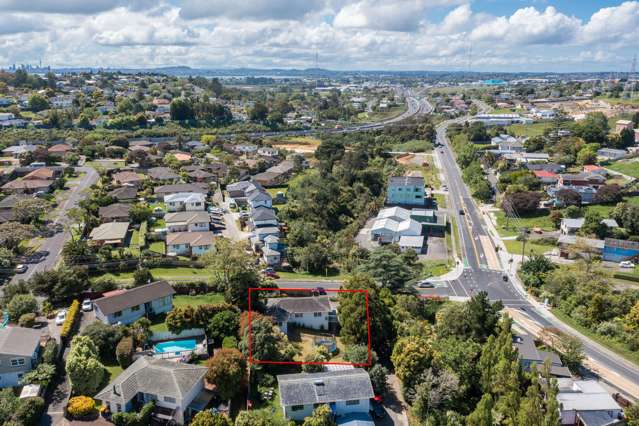 8 Makora Road Massey_4