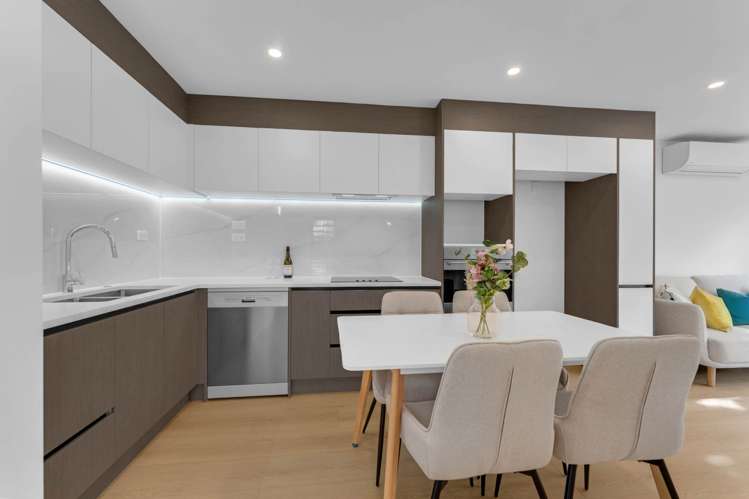 1-8, 21 Baird Street Howick_8