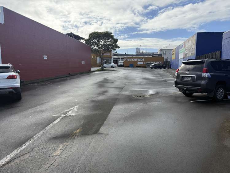 131 Great South Road Papakura_12