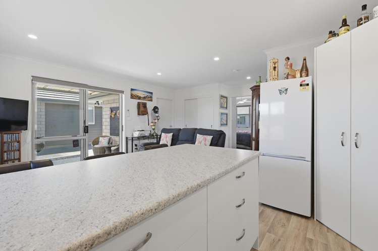 32 Arrow Close Papamoa_13