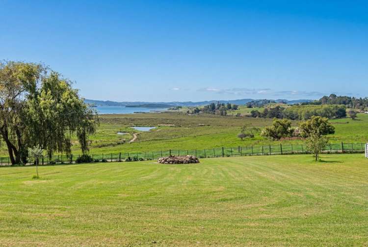 90 Gilbert Road Mata_36