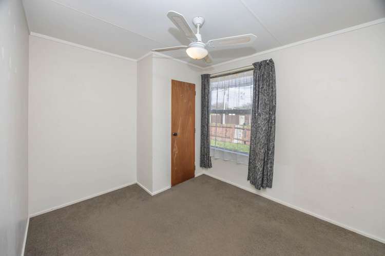 12 Wordsworth Crescent Enderley_17