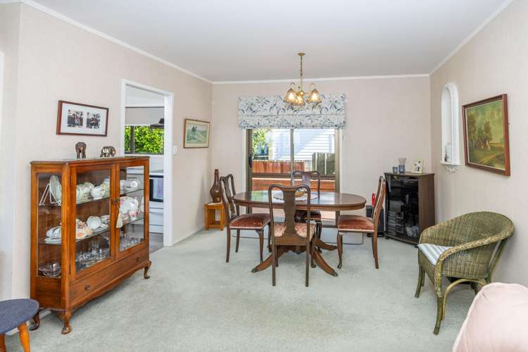 28 Gilbass Avenue Hamilton Lake_7