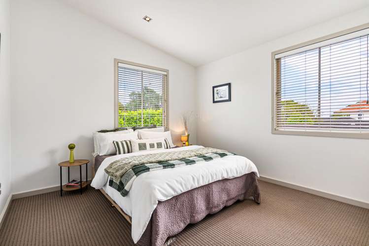 2/2 Clifton Road Takapuna_21