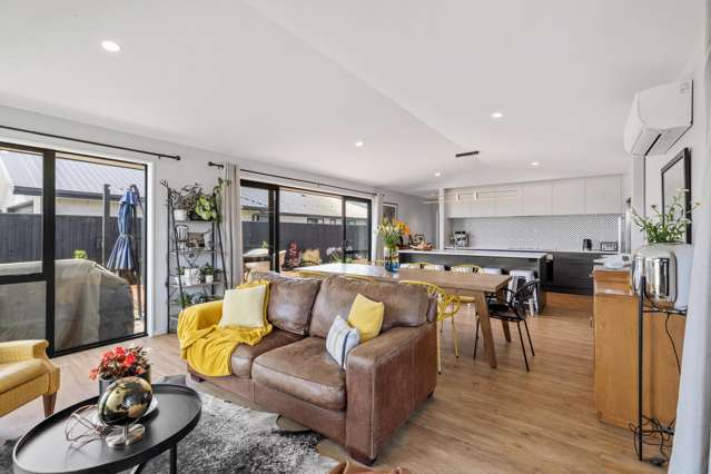 44 Candlesticks Crescent Lincoln_2