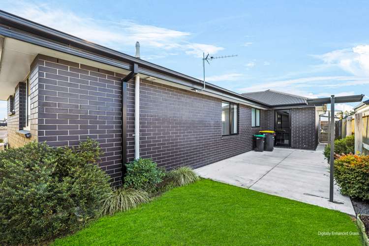 5 Romney Drive Belfast_17