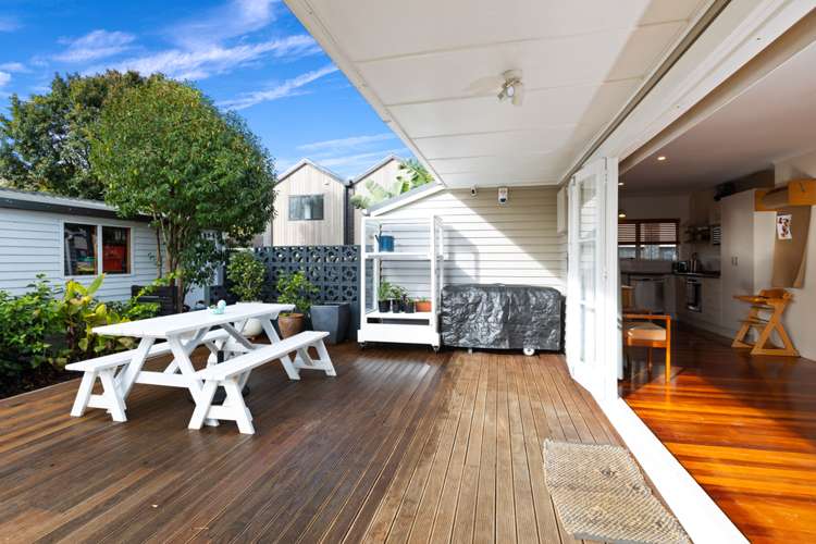 1a Rixon Place Te Atatu Peninsula_3