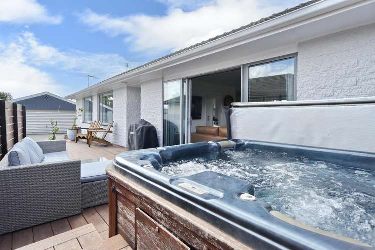 25 Dunstan Crescent Hornby_23