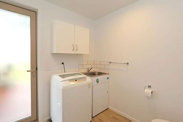 51 Queen Street Winton_17