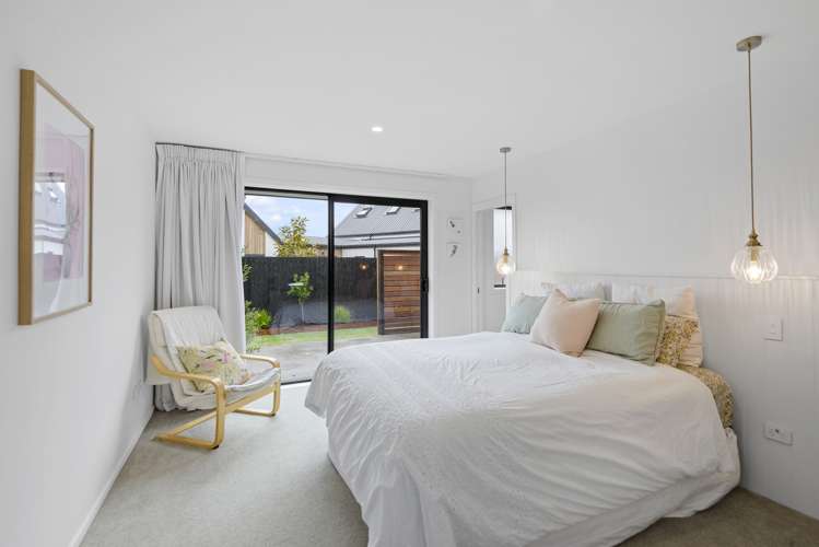 8 Hollard Crescent Lincoln_8