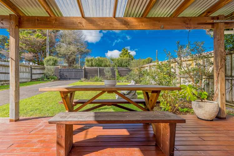 10 Marie Crescent Te Atatu South_18