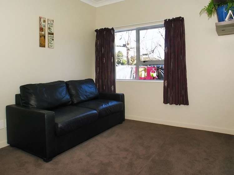 21a Kiriwai Road Paremata_12