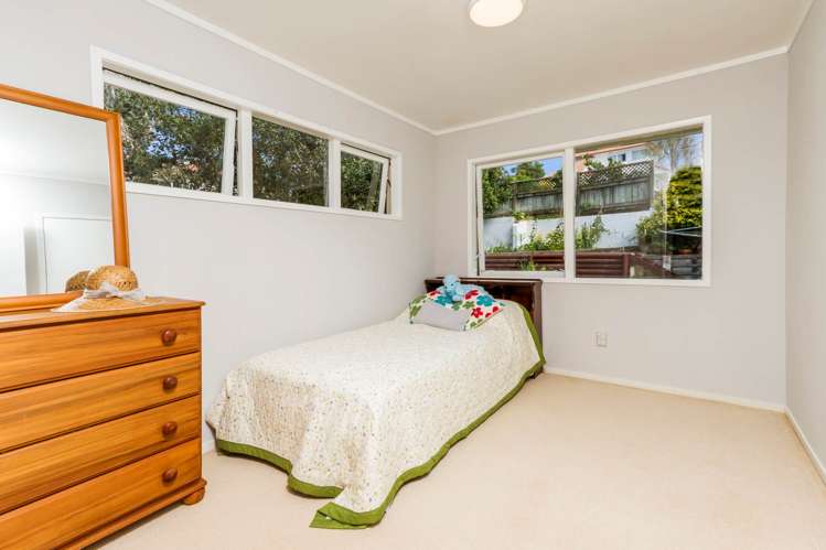 29 Jellicoe Road Murrays Bay_13