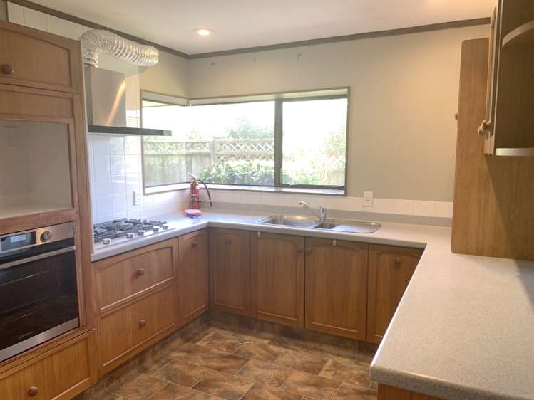 3 Aintree Grove Churton Park_3