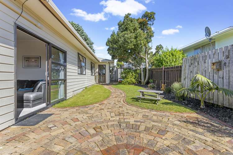 2/5 Northall Road New Lynn_18