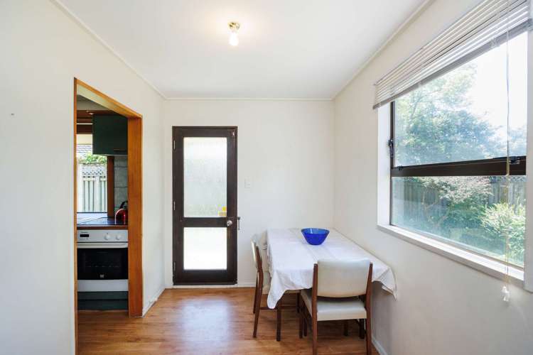 186 Amberley Avenue Highbury_4