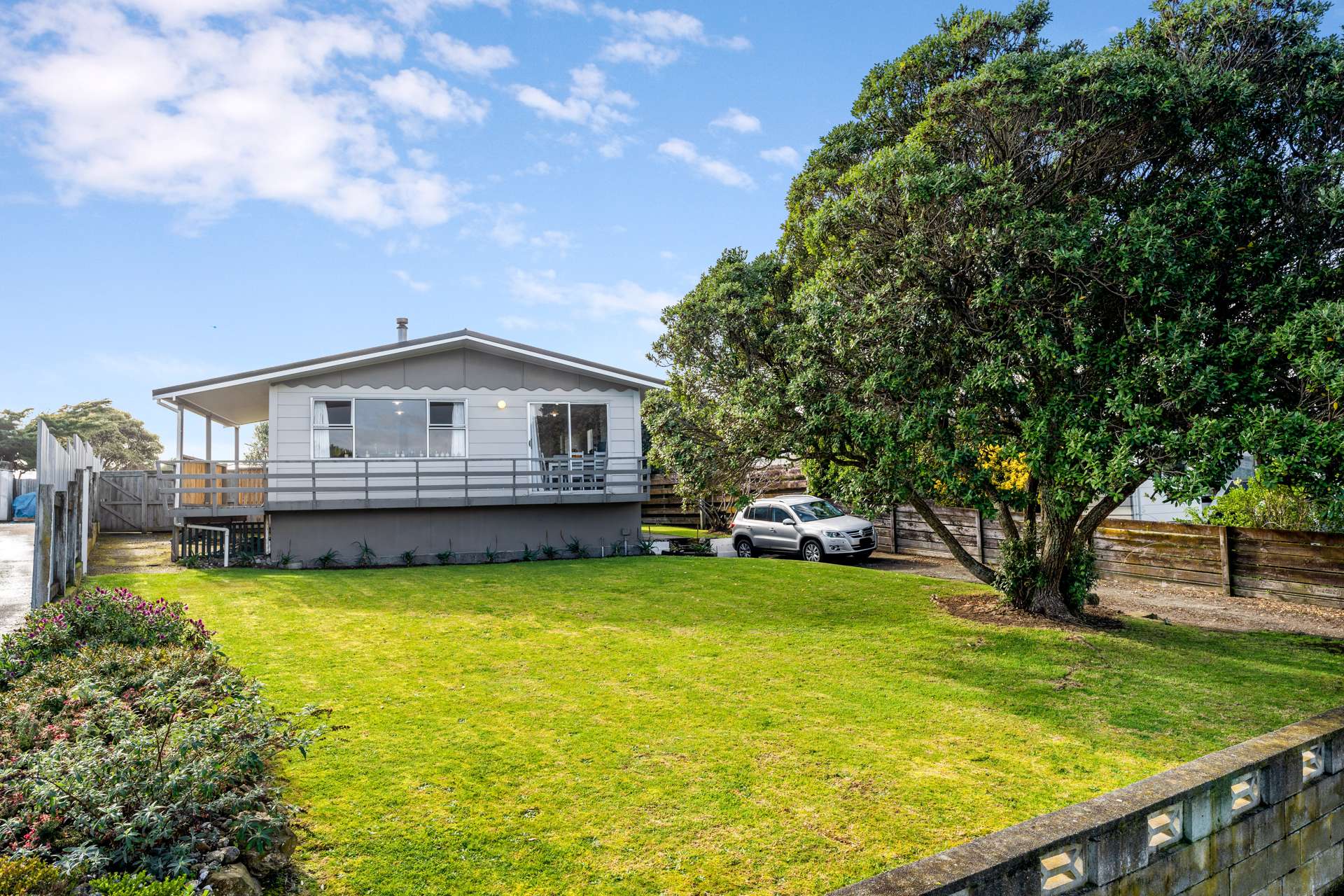 6 Yates Street Otaki Beach_0