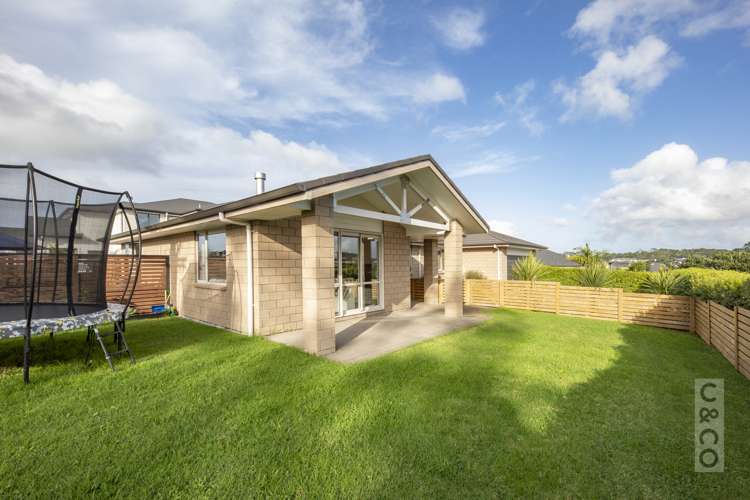 124 Pohutukawa Parade Riverhead_18