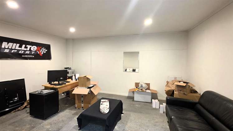 3A, 62 Henderson Valley Road Henderson_5