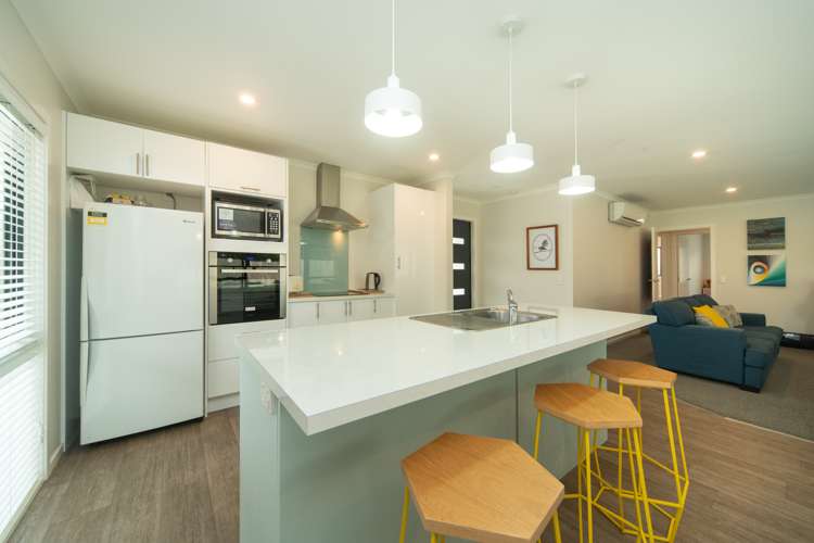 32 Wescombe Grove Feilding_15