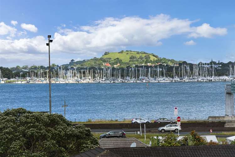 2/21 Richmond Avenue Northcote Point_1