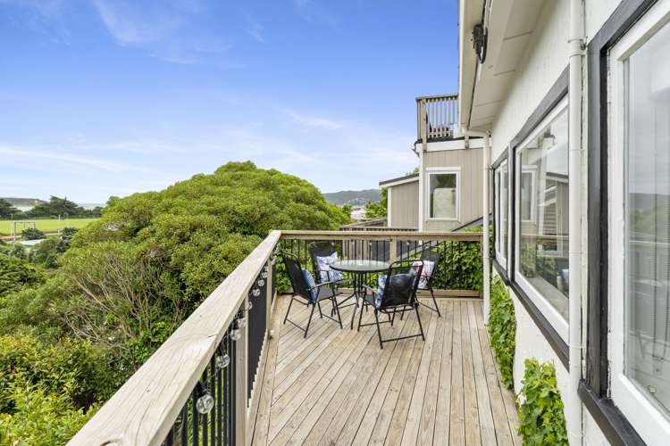 74 Mana Esplanade Paremata_17