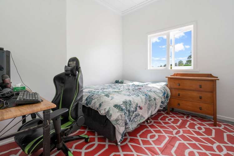 110 Edmonton Road Henderson_6