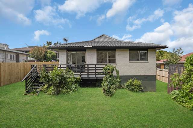 Solid Brick & Tile House in Half Moon Bay