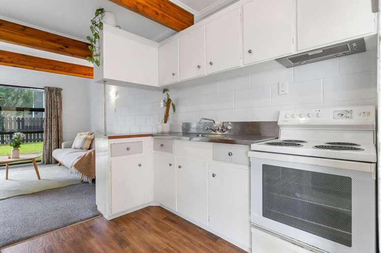 720 Te Atatu Road Te Atatu Peninsula_13