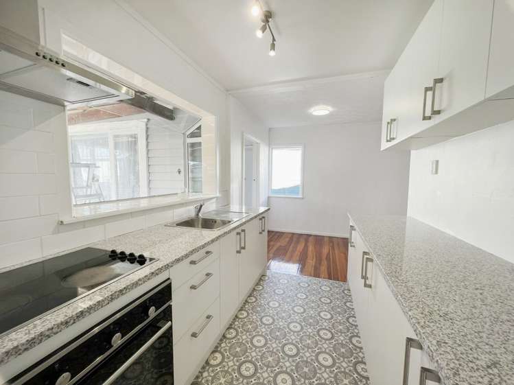 5 Daytona Road 11401_2