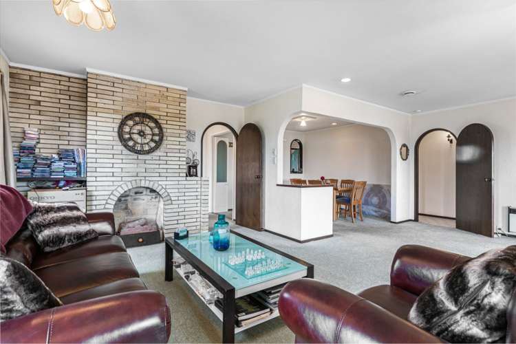 3/2 Beach Road Castor Bay_5