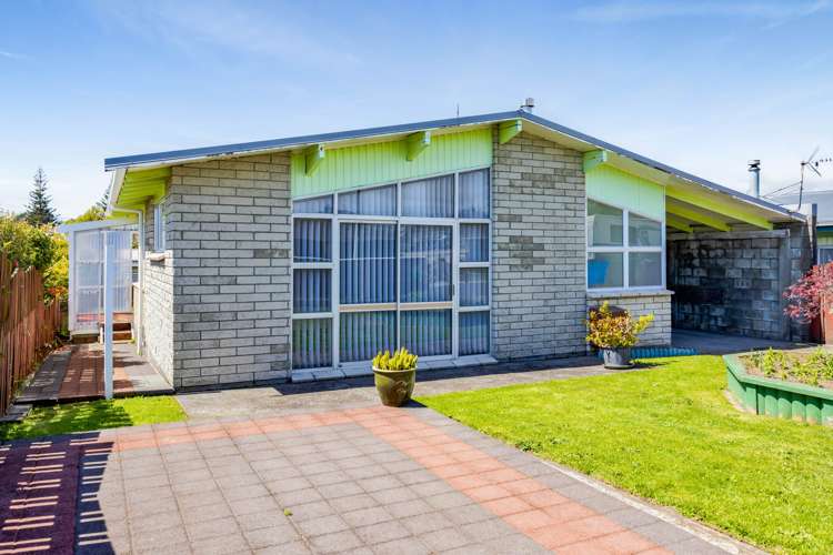82 Grey Street Waitara_21