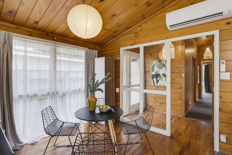 10 Bahama Crescent Paraparaumu Beach_10