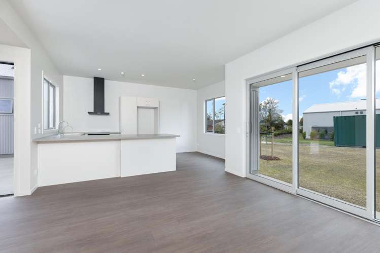 15B & 15C Neale Avenue Stoke_1