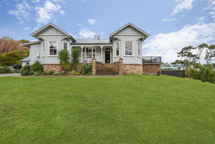149 Whangaparaoa Road Red Beach_7