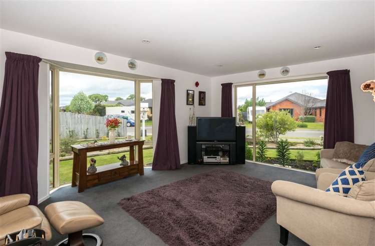 3 Algarve Close Blenheim Central_3