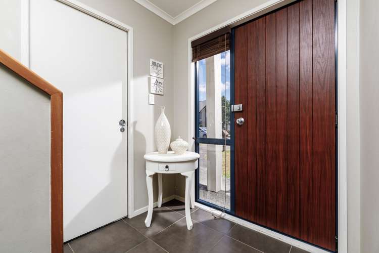 92 Fields Parade Oteha_10