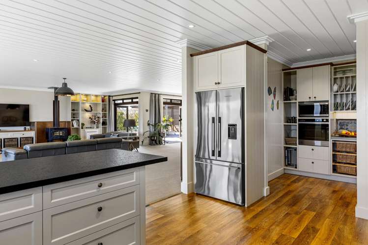 12 Mahuta Road Five Mile Bay_8