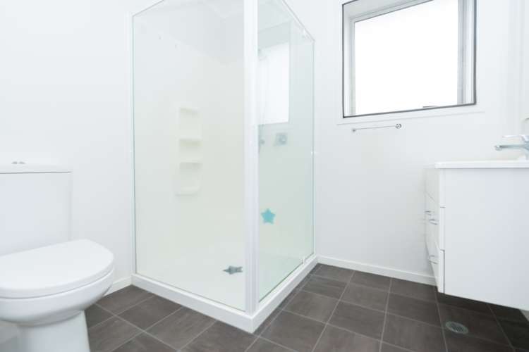 79 Chiefs Court Hamilton East_15