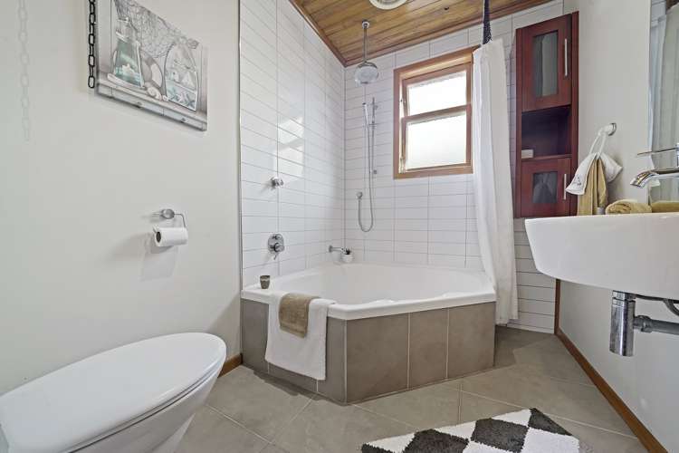 44 Taylor Terrace Tawa_7